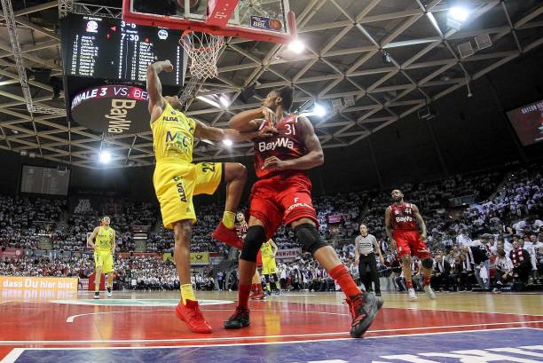 斯帕莱蒂为 斯帕莱蒂为