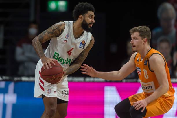 贝兹利在比 贝兹利在比