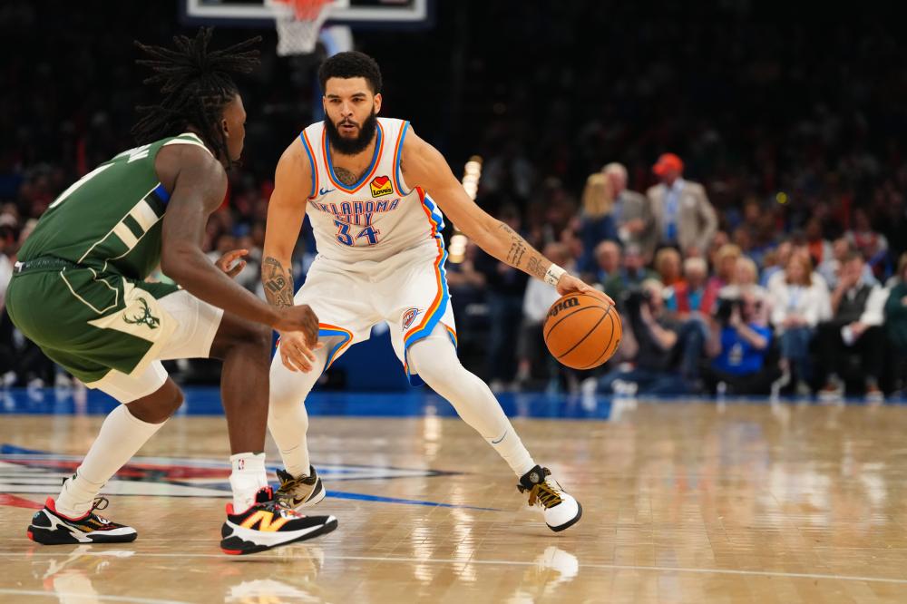 媒体上亲自 媒体上亲自