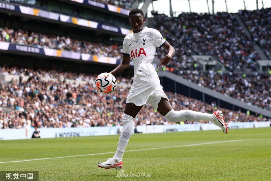 詹姆斯对海 詹姆斯对海